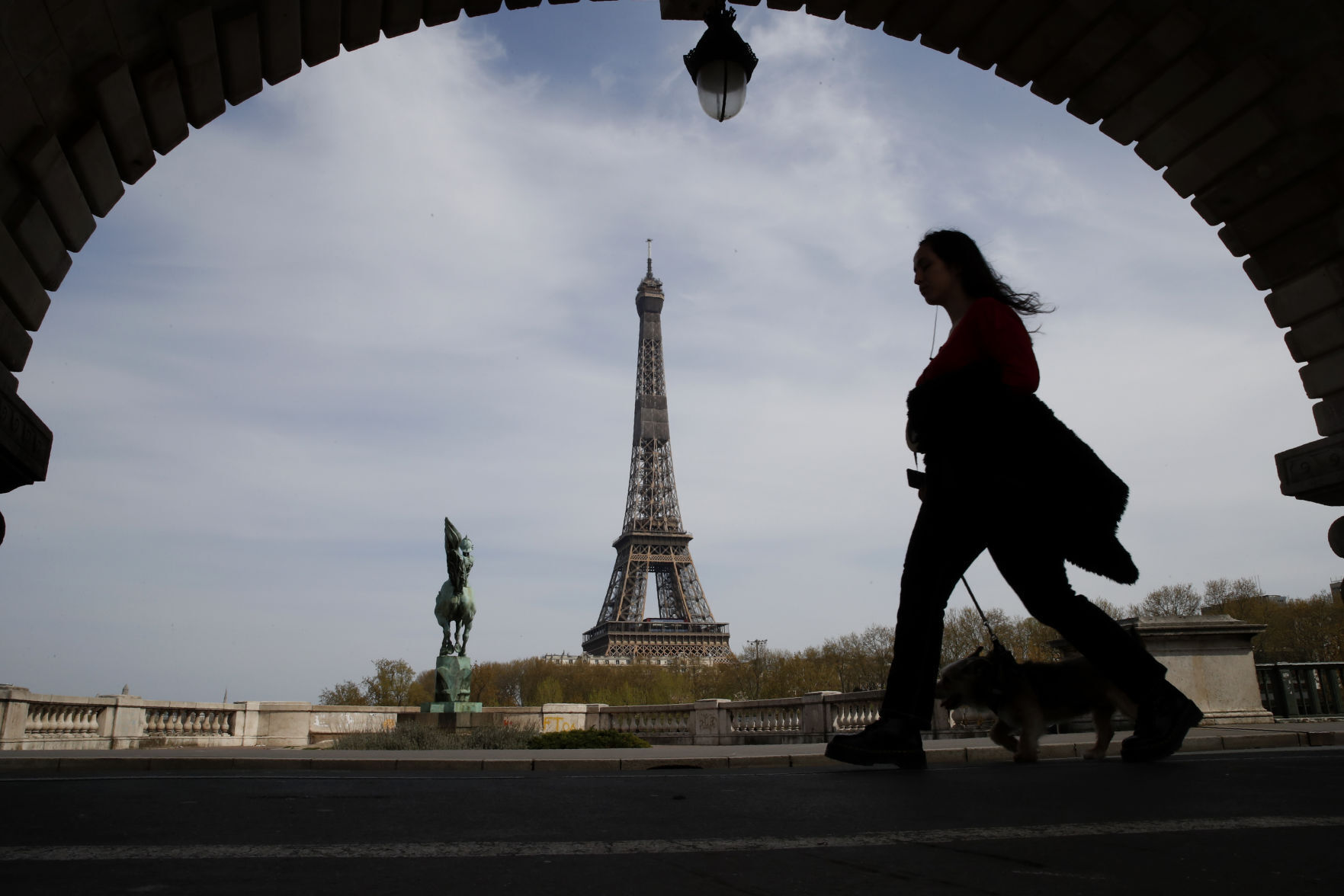 APTOPIX Virus Outbreak France